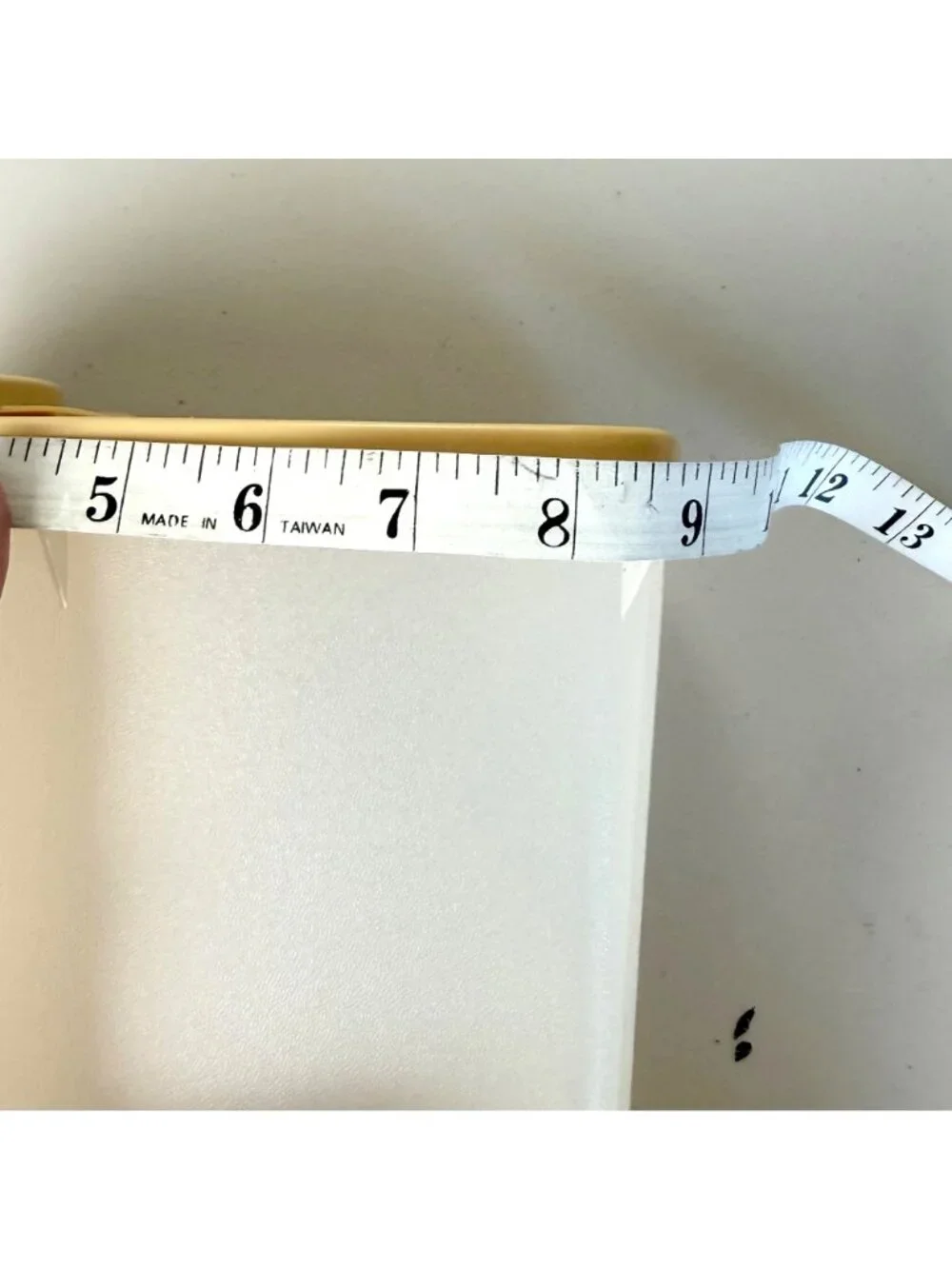 Vintage Tupperware Cereal Keeper #469 Almond Lid 407 Flip Top Seal 471